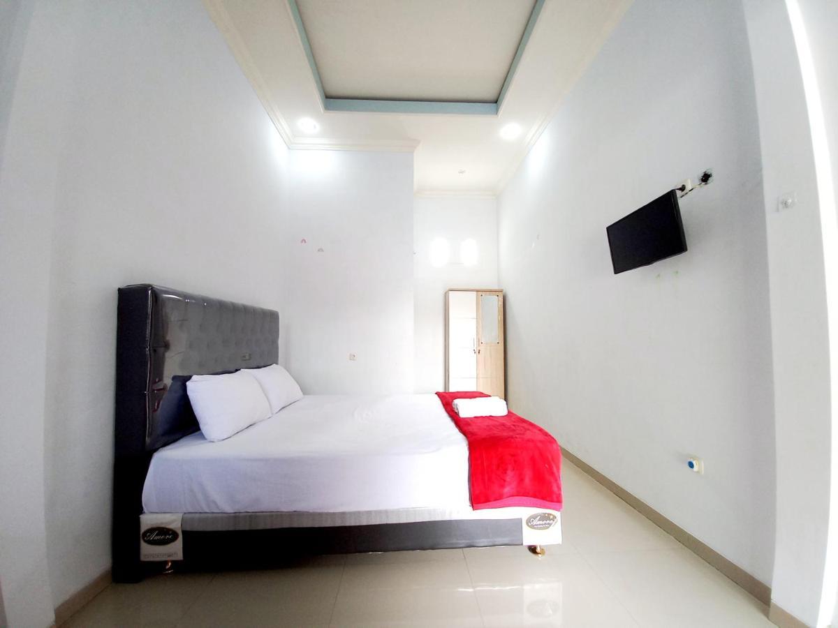Harmony House Syariah Near Alun Alun Pati Mitra Reddoorz Hotel ภายนอก รูปภาพ